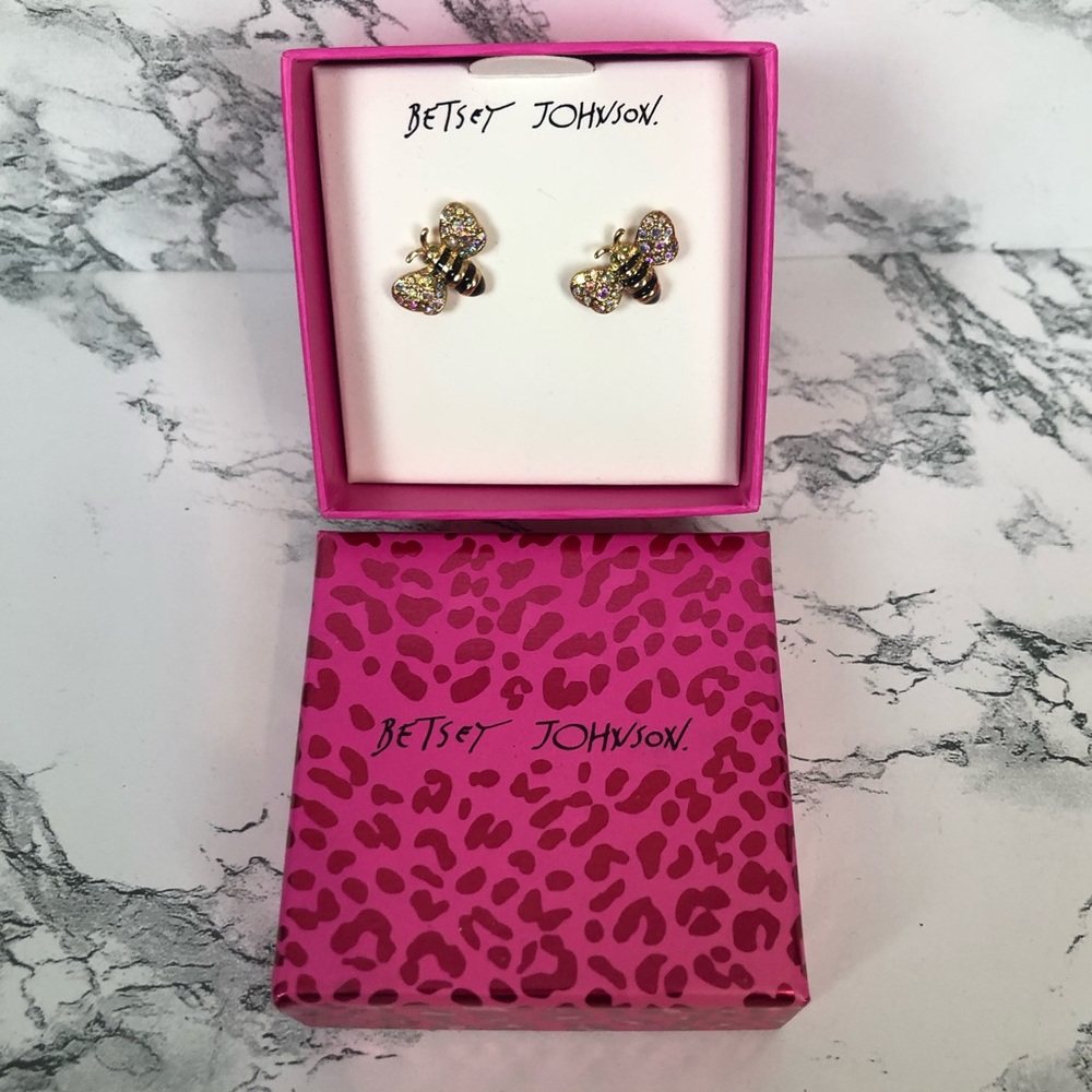 NIB Betsey Johnson Bumble Bee Stud Earrings